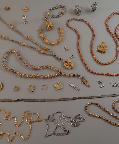 trésor de bijoux du XVIe siècle issu de la collection Maignan