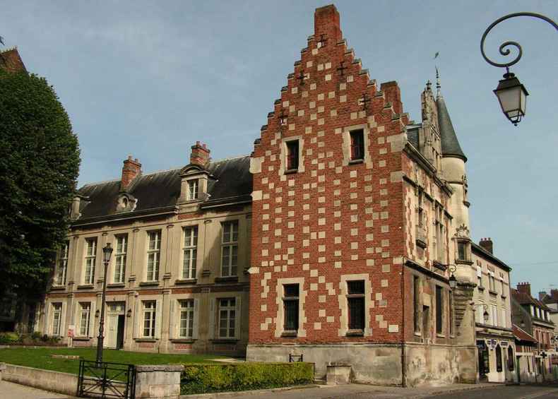 musee-du-noyonnais-a-noyon.jpg