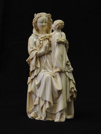 Statue de la Vierge à l’Enfant Jésus