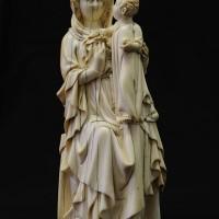 Statue de la Vierge à l’Enfant Jésus